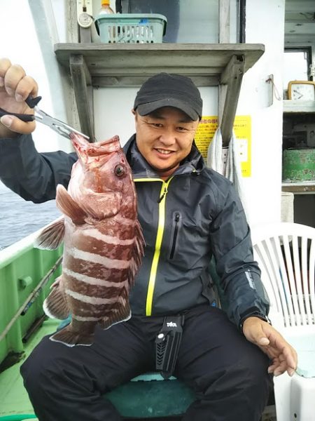 康仁丸・ジギング釣り果